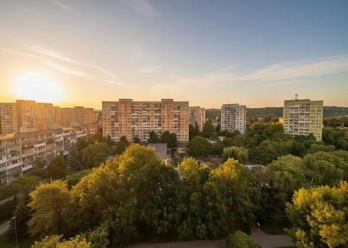 Velvet With Private Parking